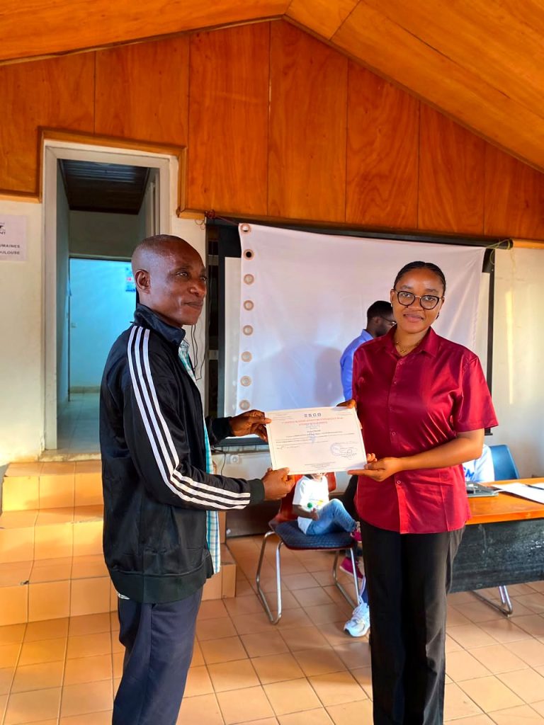Remise de certificat | Certificate presentation
